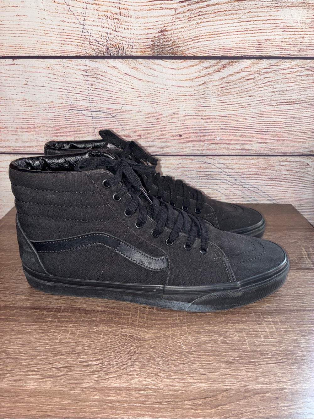 Pre Owned Men's Black High-Top Skate Sneakers Vans Size 13